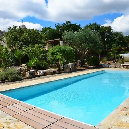 Trulli Paola Villa
